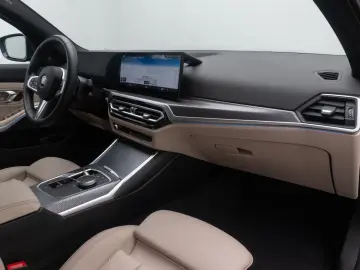 BMW 330i M Sport DAB Kamera H K Komfort 19Zoll