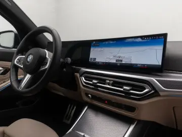 BMW 330i M Sport DAB Kamera H K Komfort 19Zoll