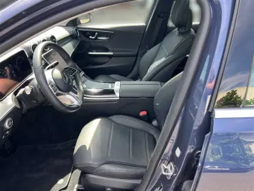 MERCEDES-BENZ C 220 d T 9G-tronic Leder Pano