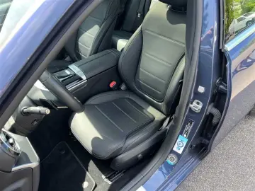 MERCEDES-BENZ C 220 d T 9G-tronic Leder Pano