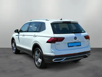 VW Tiguan Allspace Elegance 2.0TDI 4M DSG  AHK  RFK