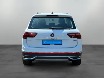 VW Tiguan Allspace Elegance 2.0TDI 4M DSG  AHK  RFK