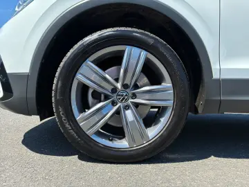 VW Tiguan Allspace Elegance 2.0TDI 4M DSG  AHK  RFK