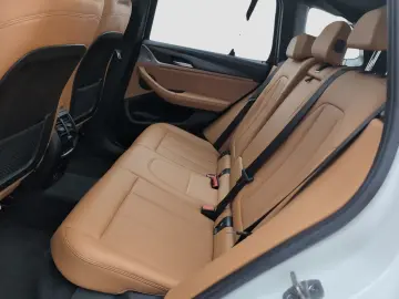BMW X3 xDrive30i Sportp. Dig.Cockpit Laser AHK Shz.