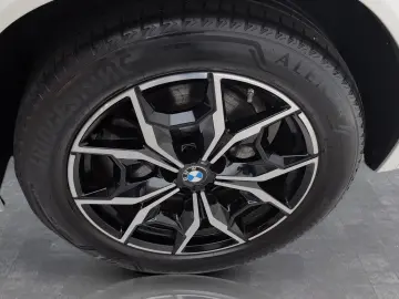 BMW X3 xDrive30i Sportp. Dig.Cockpit Laser AHK Shz.