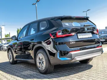BMW iX1 xDrive30 HuD PA  Sportsitz LED DAB