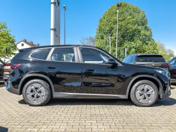 BMW iX1 xDrive30 HuD PA  Sportsitz LED DAB