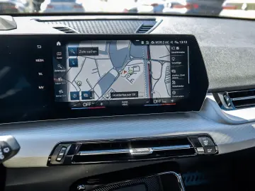 BMW iX1 xDrive30 HuD PA  Sportsitz LED DAB