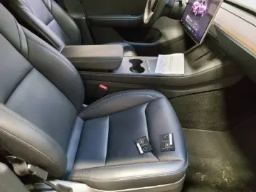 TESLA Model Y Maximale Reichweite Long Range Dual ACC