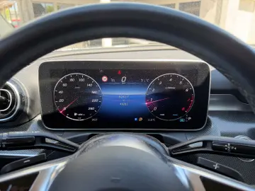 MERCEDES-BENZ C 200 lim 4Matic MBUX Navi Ambi Rcam