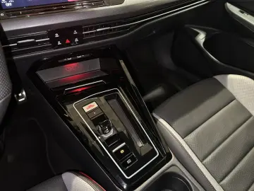 VW Golf VIII GTI Matrix Navi-Pro Leder HuD H&K Kam