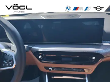 BMW 330d xDrive Limousine M Sportpaket Glasdach AHK