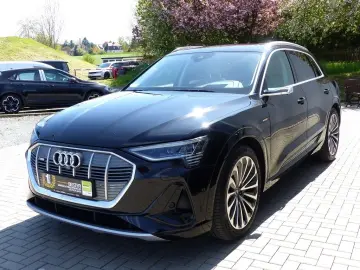 AUDI e-tron 55 quattro 300 KW S line  LED PDC B&O