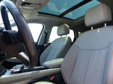 AUDI e-tron 55 quattro 300 KW S line  LED PDC B&O