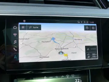 AUDI e-tron 55 quattro 300 KW S line  LED PDC B&O