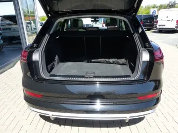 AUDI e-tron 55 quattro 300 KW S line  LED PDC B&O