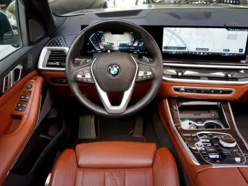 BMW X5 30xd Individual 3xTV ACC 2xAchs Luft Pano SKY