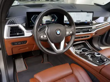 BMW X5 30xd Individual 3xTV ACC 2xAchs Luft Pano SKY