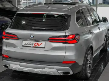 BMW X5 30xd Individual 3xTV ACC 2xAchs Luft Pano SKY