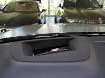 BMW X5 30xd Individual 3xTV ACC 2xAchs Luft Pano SKY