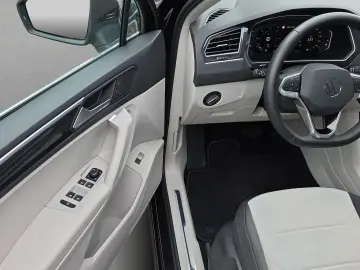 VW Tiguan Elegance 2.0 TDI DSG AHK IQ-Drive LED ACC