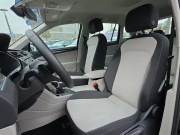 VW Tiguan Elegance 2.0 TDI DSG AHK IQ-Drive LED ACC