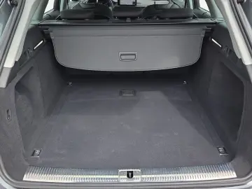 AUDI A4 Avant 50 TDI quattro S line Navi Alu AHK PDC