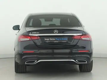 MERCEDES-BENZ E 300 de AMG PTS 360 Kamera Distronic …