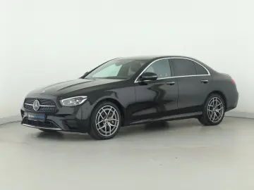 MERCEDES-BENZ E 300 de AMG PTS 360 Kamera Distronic …