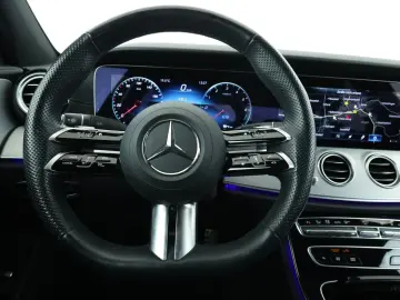 MERCEDES-BENZ E 300 de AMG PTS 360 Kamera Distronic …