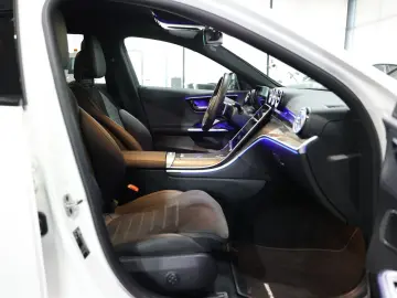MERCEDES-BENZ C 220 d T EDITION AMG-LINE SPORT WHITE…