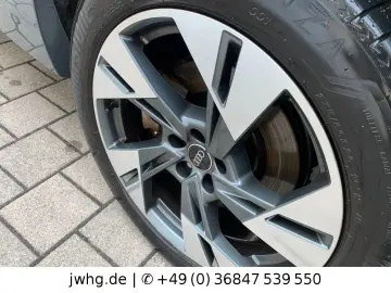 AUDI Q8 e-tron S-Line MATRIX ACC  20  DAB AHK