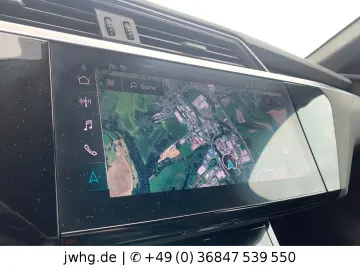 AUDI Q8 e-tron S-Line MATRIX ACC  20  DAB AHK