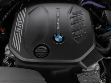 BMW 318d M Sport DAB HUD CockPitPro Lordos PDC Leder