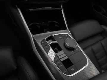 BMW 318d M Sport DAB HUD CockPitPro Lordos PDC Leder