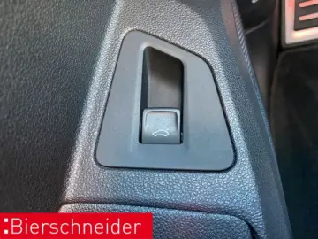VW Touareg 3.0 TDI R-Line Black AHK MATRIX HuD 20