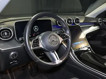 MERCEDES-BENZ C 220 T d AHK PANO DISTRO LED