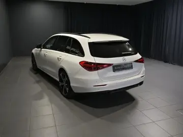 MERCEDES-BENZ C 220 T d AHK PANO DISTRO LED