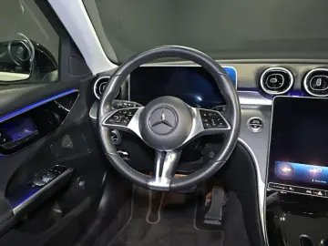 MERCEDES-BENZ C 220 T d AHK PANO DISTRO LED
