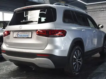 MERCEDES-BENZ GLB 200 d STYLE LED NAVI KAMERA SHZ PDC ALU
