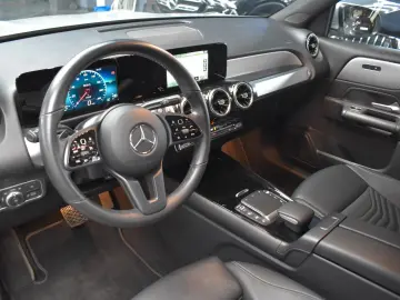 MERCEDES-BENZ GLB 200 d STYLE LED NAVI KAMERA SHZ PDC ALU