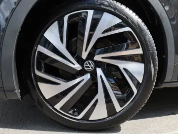 VW ID.4 GTX 220 kW 4Motion MATRIX HUD 360  Pano AHK