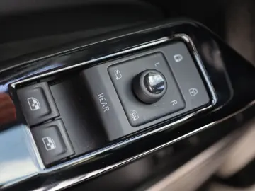 VW ID.4 GTX 220 kW 4Motion MATRIX HUD 360  Pano AHK