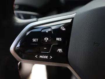 VW ID.4 GTX 220 kW 4Motion MATRIX HUD 360  Pano AHK