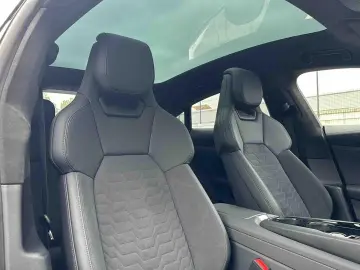 AUDI e-tron GT ACC AIR HuD PANO RAUTE MATRIX 21Z B&O