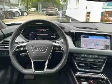 AUDI e-tron GT ACC AIR HuD PANO RAUTE MATRIX 21Z B&O