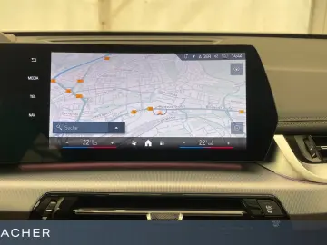 BMW X1 sDrive 20d A AHK LCPro HUD ACC 360  Pano 18