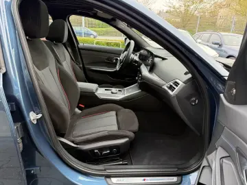 BMW 330e xDrive Touring M Sport   Stop&Go AHK Pano