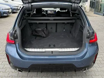 BMW 330e xDrive Touring M Sport   Stop&Go AHK Pano