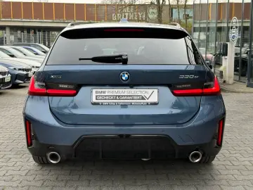BMW 330e xDrive Touring M Sport   Stop&Go AHK Pano
